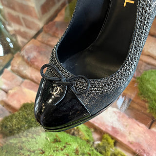 CHANEL Black Patent Leather Chain Cap-Toe Slingback Heels SZ37.5(7.5US)