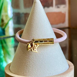 LOUIS VUITTON LV Push Heart Pink Leather Bracelet