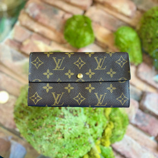 LOUIS VUITTON Sarah Monogram Wallet