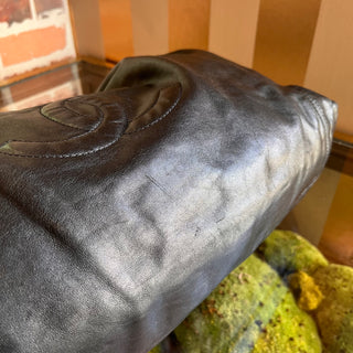 CHANEL Coco Cabas Rodeo Drive Black Lambskin Leather Hobo Bag