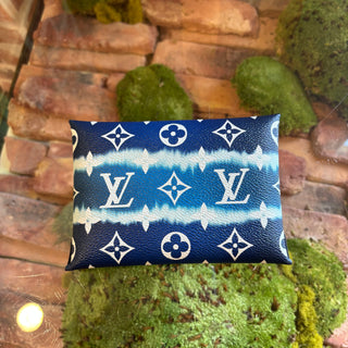 LOUIS VUITTION Kirigami Pochette Escale MM Blue