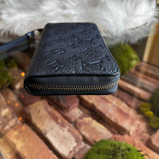 LOUIS VUITTON Shimmery Ink Empriente Wallet Zippy