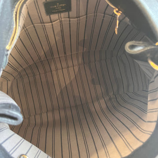 LOUIS VUITTON Spontini Black Empreinte Leather Hobo