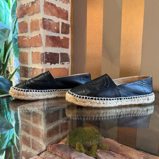 CHANEL CC Black Leather Espadrilles SZ 36 (US 6)