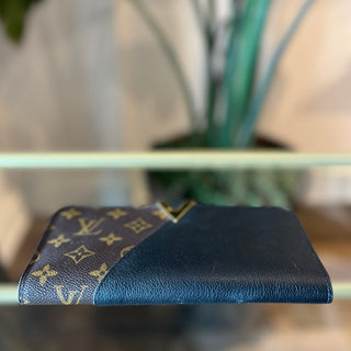 LOUIS VUITTON Monogram Canvas Black Leather Kimono Wallet