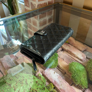 CHANEL Green Patent Leather Wallet