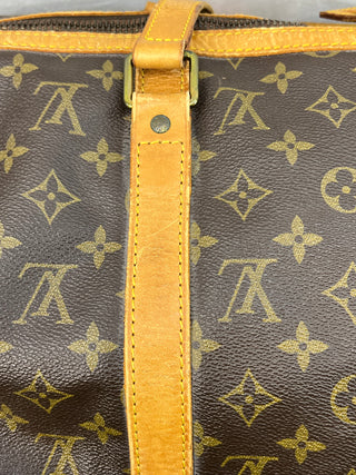 LOUIS VUITTON Monogram Sac Souple 45