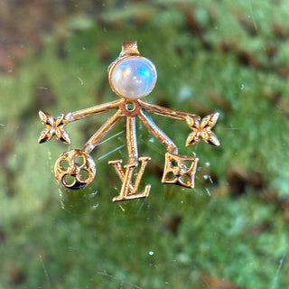 LOUIS VUITTON Faux Pearl Cruiser Earrings