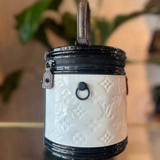 LOUIS VUITTON Cannes Handbag