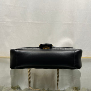 GUCCI GG Marmont Black Calfskin Matelassé Shoulder Bag