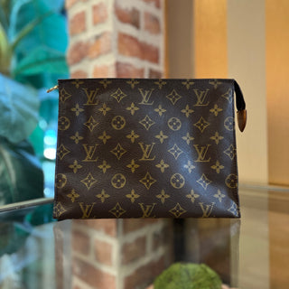 LOUIS VUITTON Vintage LV Monogram Toiletry Pouch