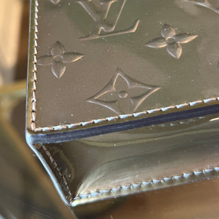 LOUIS VUITTON Sac Plat Petit Grey Metallic Monogram Vernis Tote
