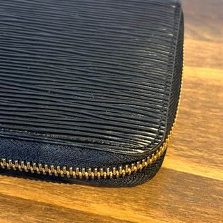 LOUIS VUITTON Epi Zippy Wallet