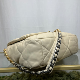 CHANEL 19 Flap Maxi Cream