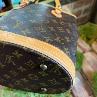 LOUIS VUITTON Petit Brown Monogram Canvas Bucket Bag