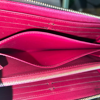 LOUIS VUITTON Monogram Zippy Wallet