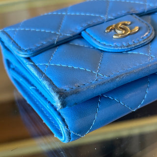 CHANEL Blue Classic Interlocking CC Logo Compact Wallet