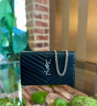 SAINT LAURENT Grain De Poudre Matelasse Chevron Black Wallet on Chain