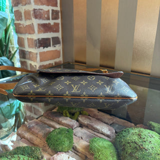 LOUIS VUITTON LV Monogram Musette Salsa GM