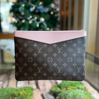 LOUIS VUITTON Daily Pouch Rose Poudre Monogram Canvas Clutch