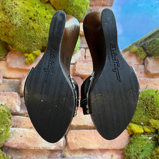 FERRAGAMO Black Leather Wooden Heels SZ 6.5