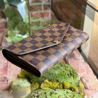 LOUIS VUITTON Sarah Damier Ebene Canvas Wallet