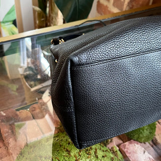 GUCCI Medium Soho Chain Black Pebbled Calfskin Leather Shoulder Bag