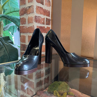 GUCCI Shiny Grey Leather Mule Heels SZ 9