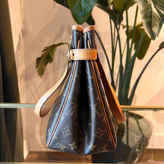 LOUIS VUITTON Monogram Batignolles Horizontal Tote