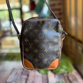 LOUIS VUITTON Danube Brown Monogram Canvas Vintage Crossbody Bag