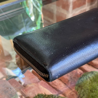 GUCCI Soho Black Pebbled Leather Zip-Around Continental Wallet