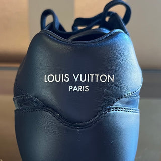 LOUIS VUITTON Run Away LV Monogram Black Leather Sneakers SZ 8
