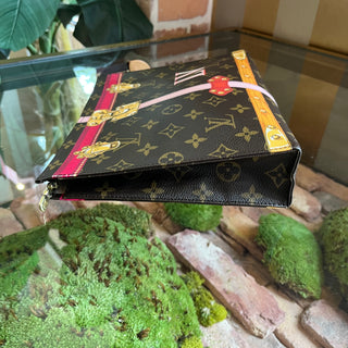 LOUIS VUITTON Summer Trunks Toiletry 26