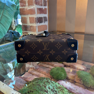 LOUIS VUITTON Petite Malle Souple