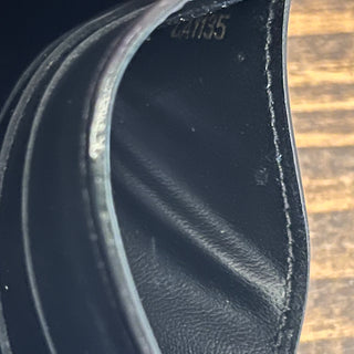 LOUIS VUITTON Louise Black Vernis Leather Wallet