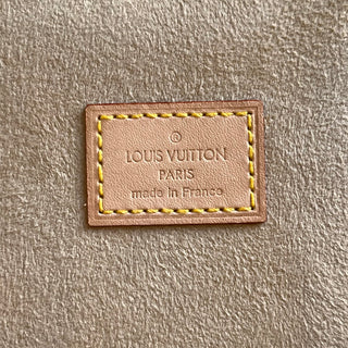 LOUIS VUITTON Medium LV Monogram Folding Jewelry Case SM0065