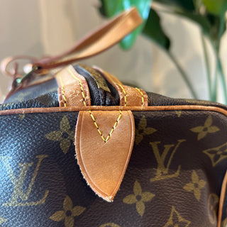 LOUIS VUITTON Vintage Monogram Sac Souple Travel Duffle Bag