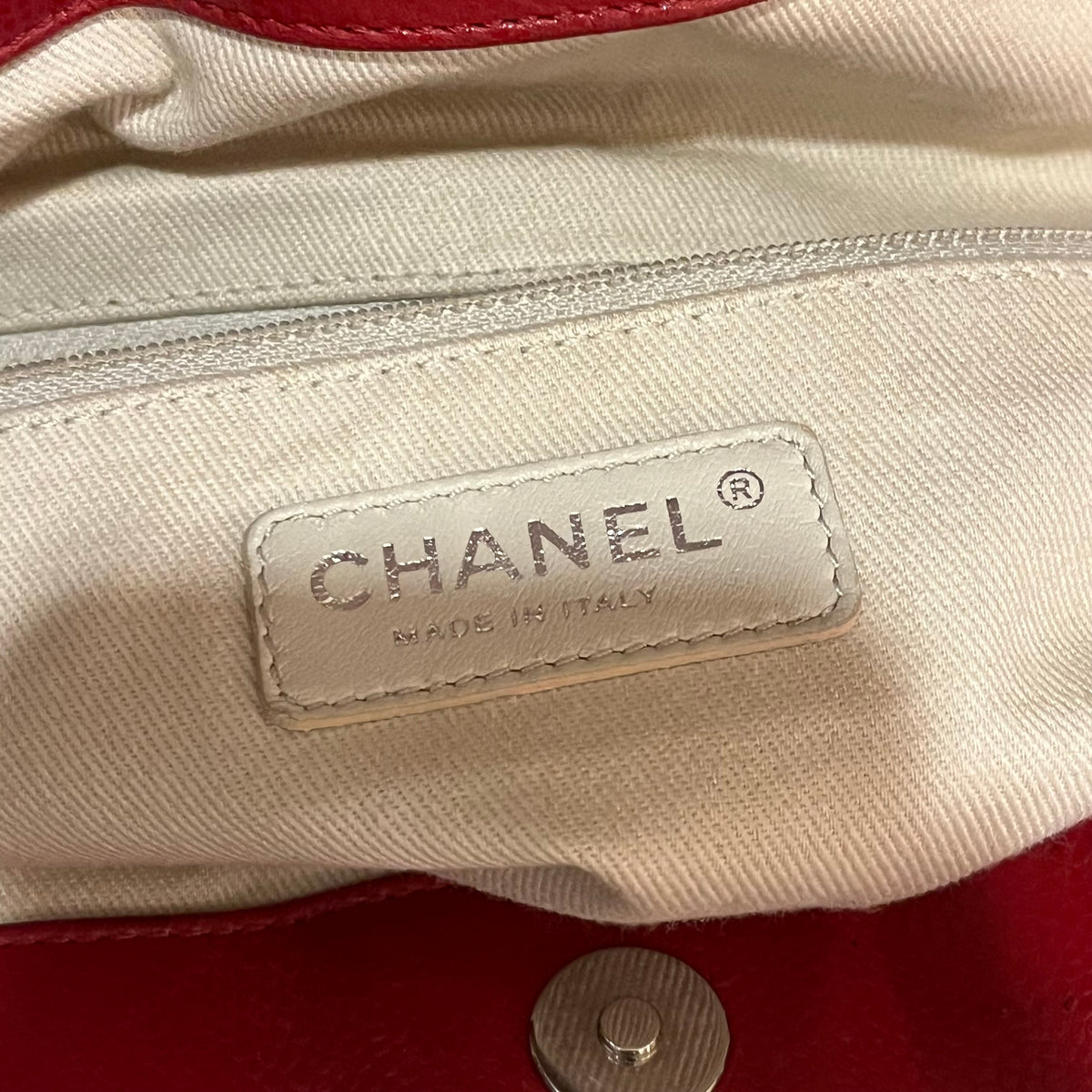 CHANEL Red Caviar Quilted Timeless CC Soft Tote TS3309