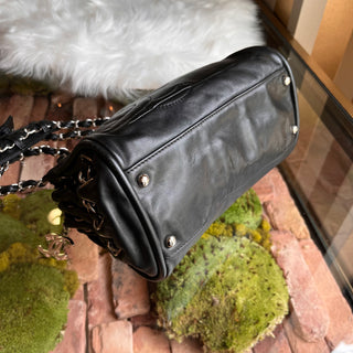 CHANEL Ligne Black Diagonal CC Lambskin Shoulder Bag