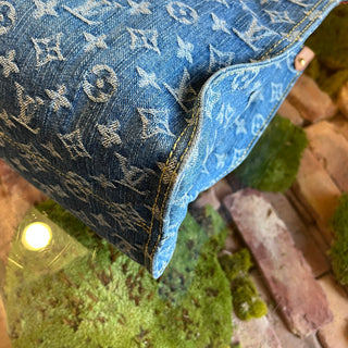LOUIS VUITTON Onthego MM Blue Monogram Denim Tote Bag