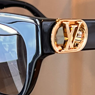 LOUIS VUITTON Link PM Cat Eye Sunglasses
