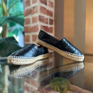CHANEL CC Black Leather Espadrilles SZ 36 (US 6)