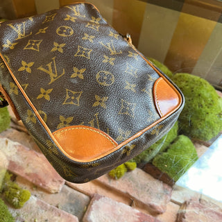 LOUIS VUITTON Danube Brown Monogram Canvas Vintage Crossbody Bag
