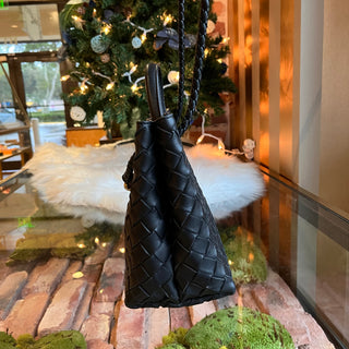 BOTTEGA VENETA Andiamo Small Black Leather Tote Bag