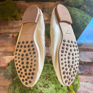 TORY BURCH Off White Loafers SZ 8