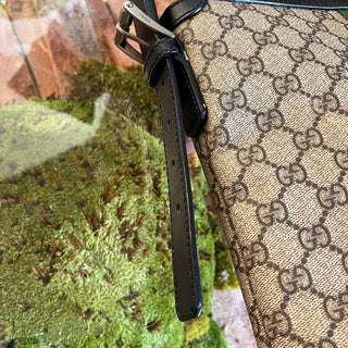 GUCCI Black GG Coated Canvas Medium Messenger Bag