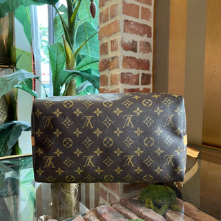 LOUIS VUITTON Speedy Bandouliere 30 Monogram Canvas Satchel