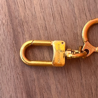 LOUIS VUITTON Anokre Gold-Tone Key Chain Bag Charm