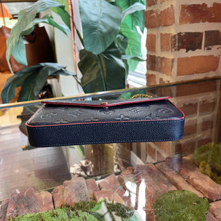 LOUIS VUITTON Pochette Felicie Marine Rouge Empreinte Leather Crossbody