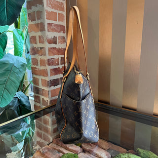 LOUIS VUITTON Monogram Totally MM